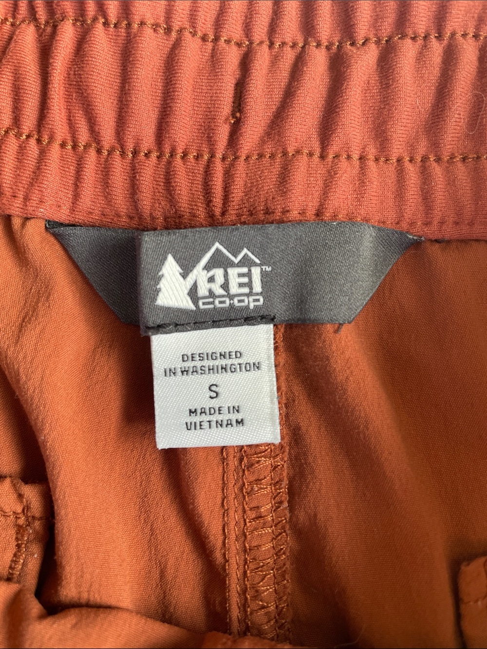 REI Rust Orange Lightweight Nylon Adventure 4 1/2” Hiking Shorts Size Small - Picture 5 of 10